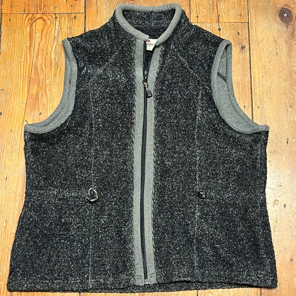 Woolrich Black and Gray Full Zip Vest